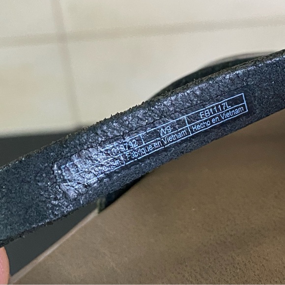 Sanuk Strappy Sandals Black Leather Women's Size 9 Shoes Slip-Ons 1019792 - Picture 10 of 11